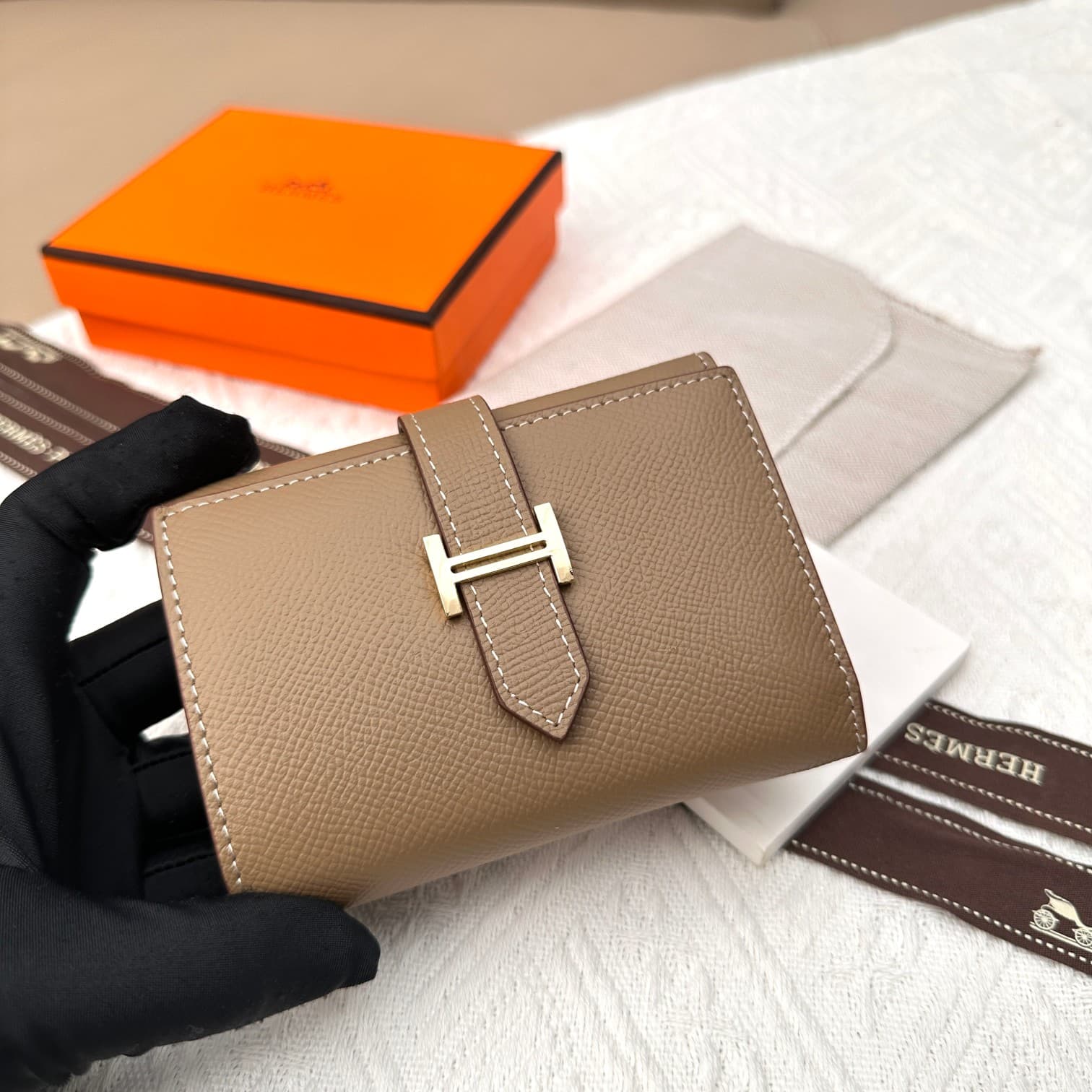 Hermes Gold Wallet 5176