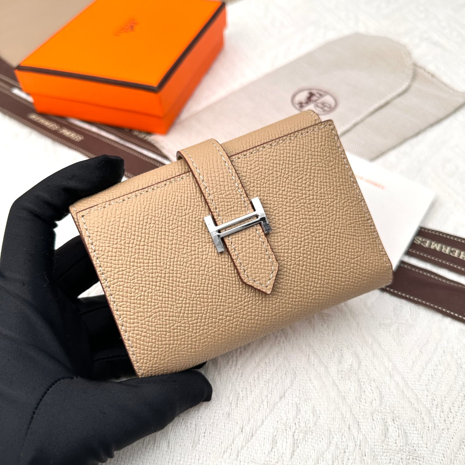 Hermes Gold Wallet 5176