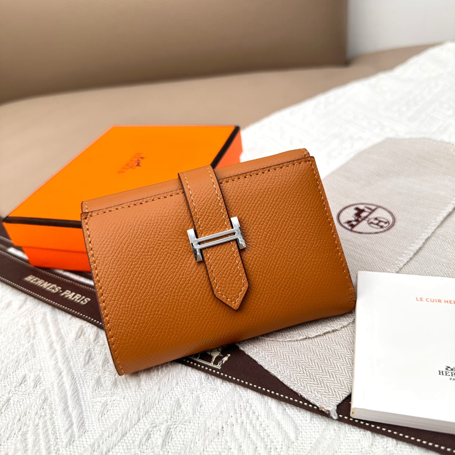 Hermes Gold Wallet 5176