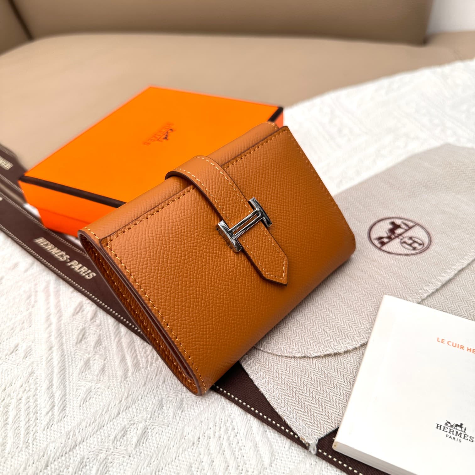 Hermes Gold Wallet 5176