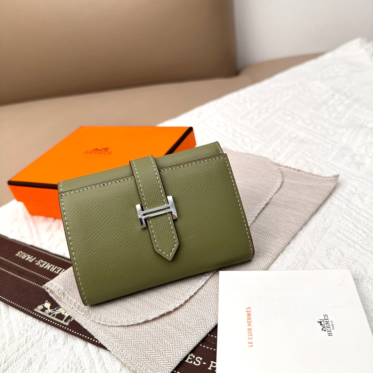 Hermes Gold Wallet 5176