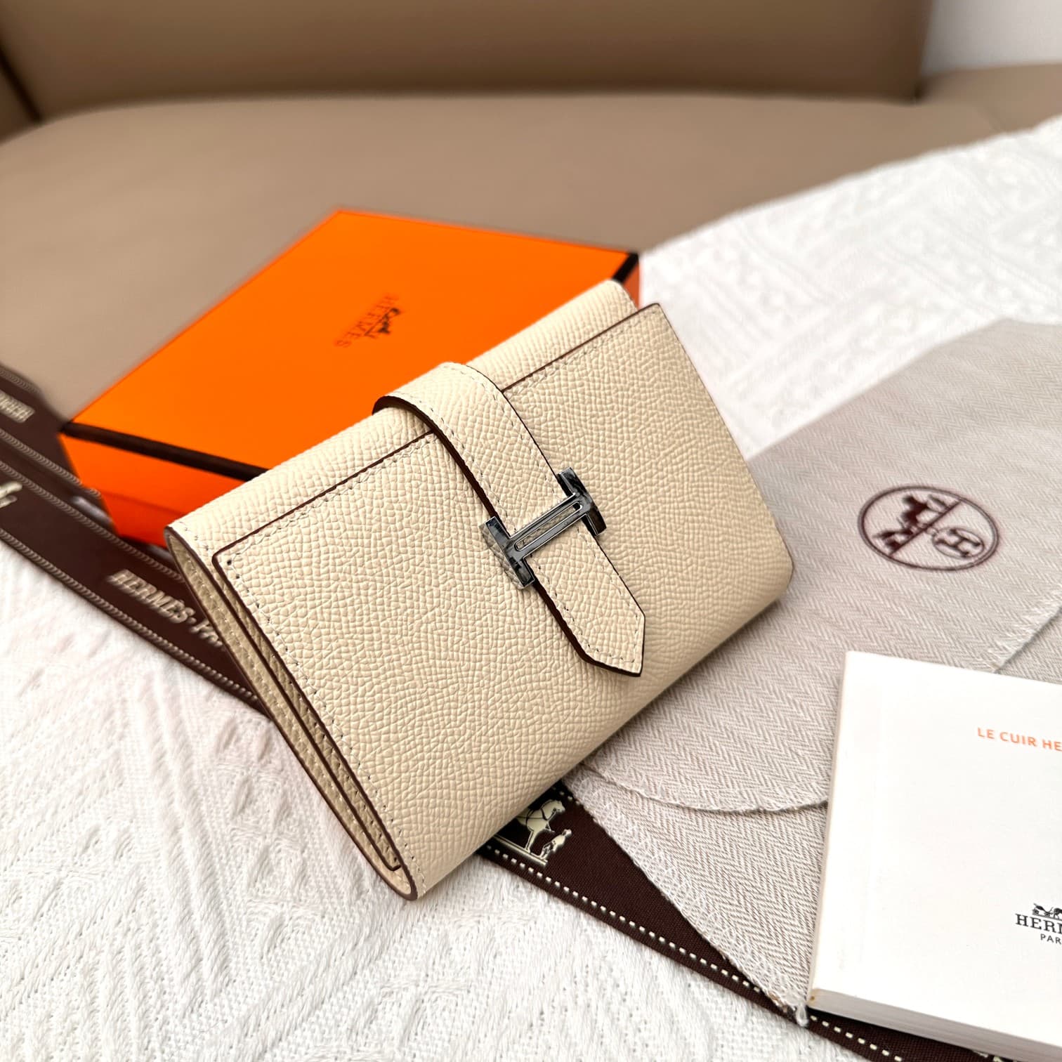 Hermes Gold Wallet 5176