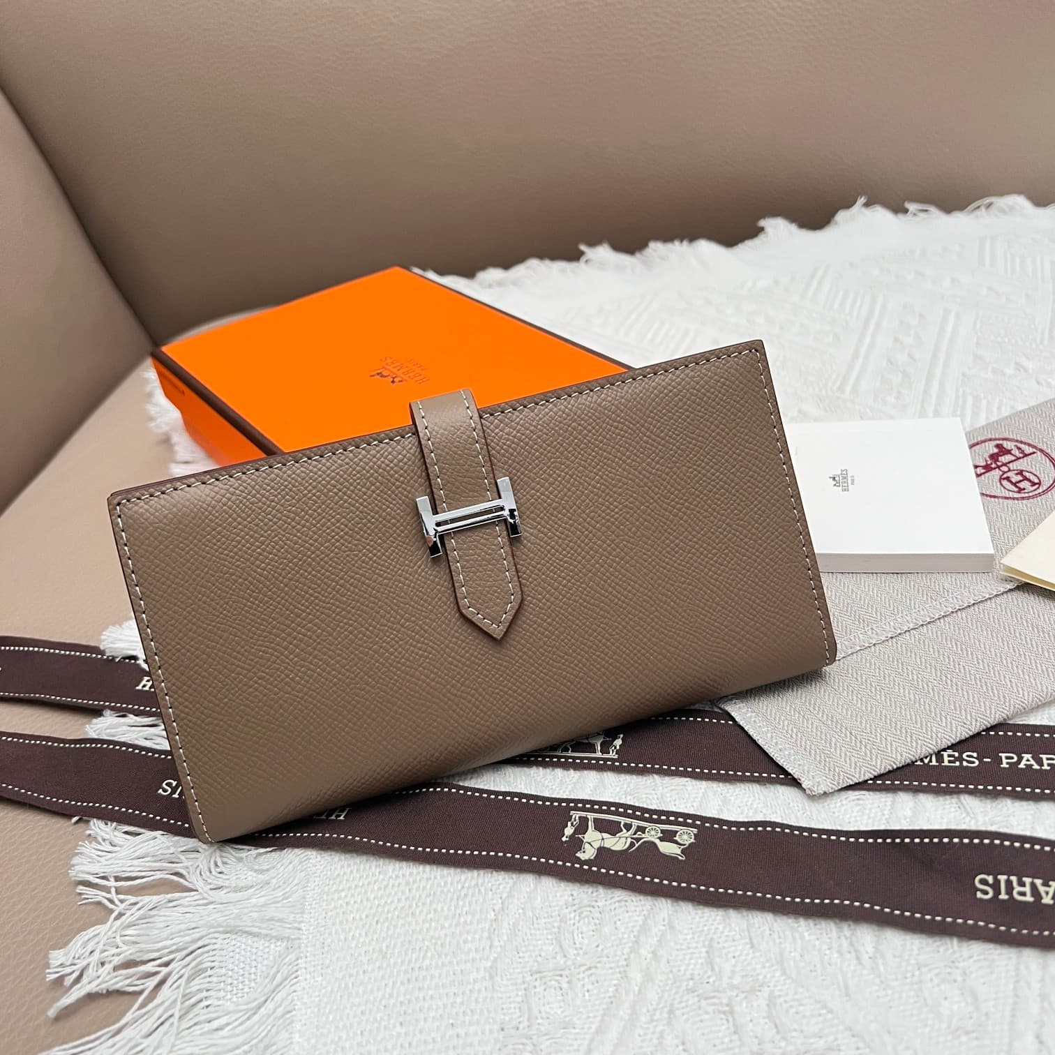 Hermes Black Wallet 5123