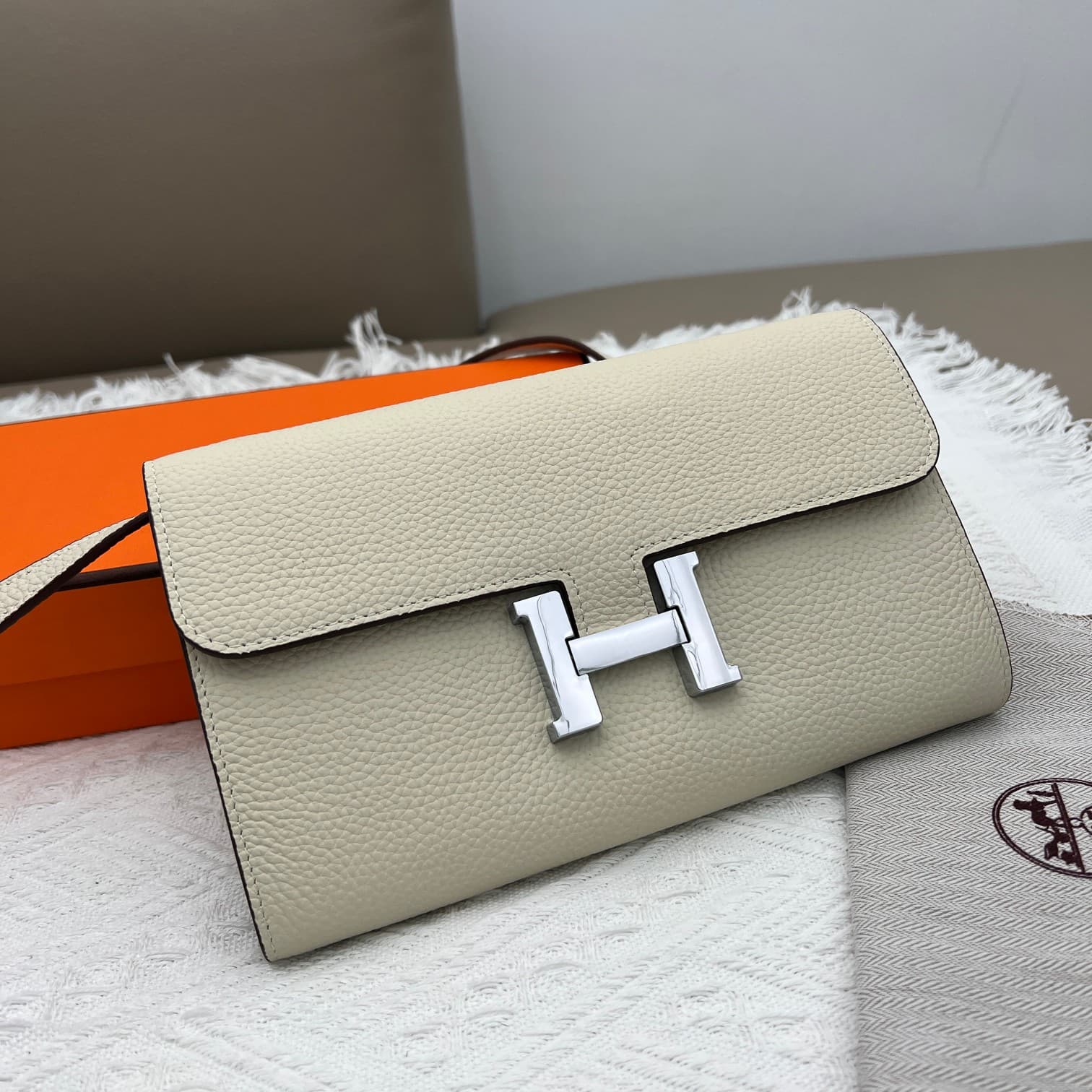 Hermes Black Belt 519