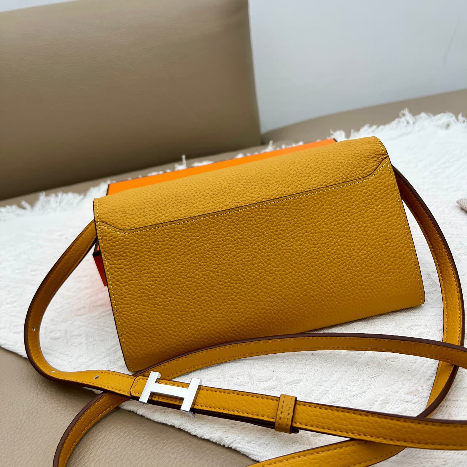Hermes Black Belt 519