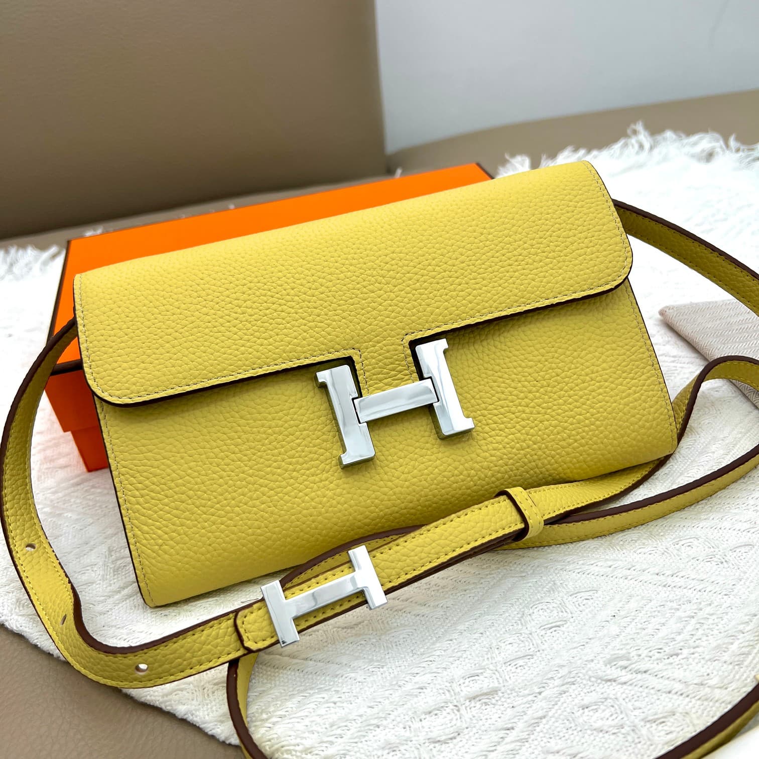 Hermes Black Belt 519