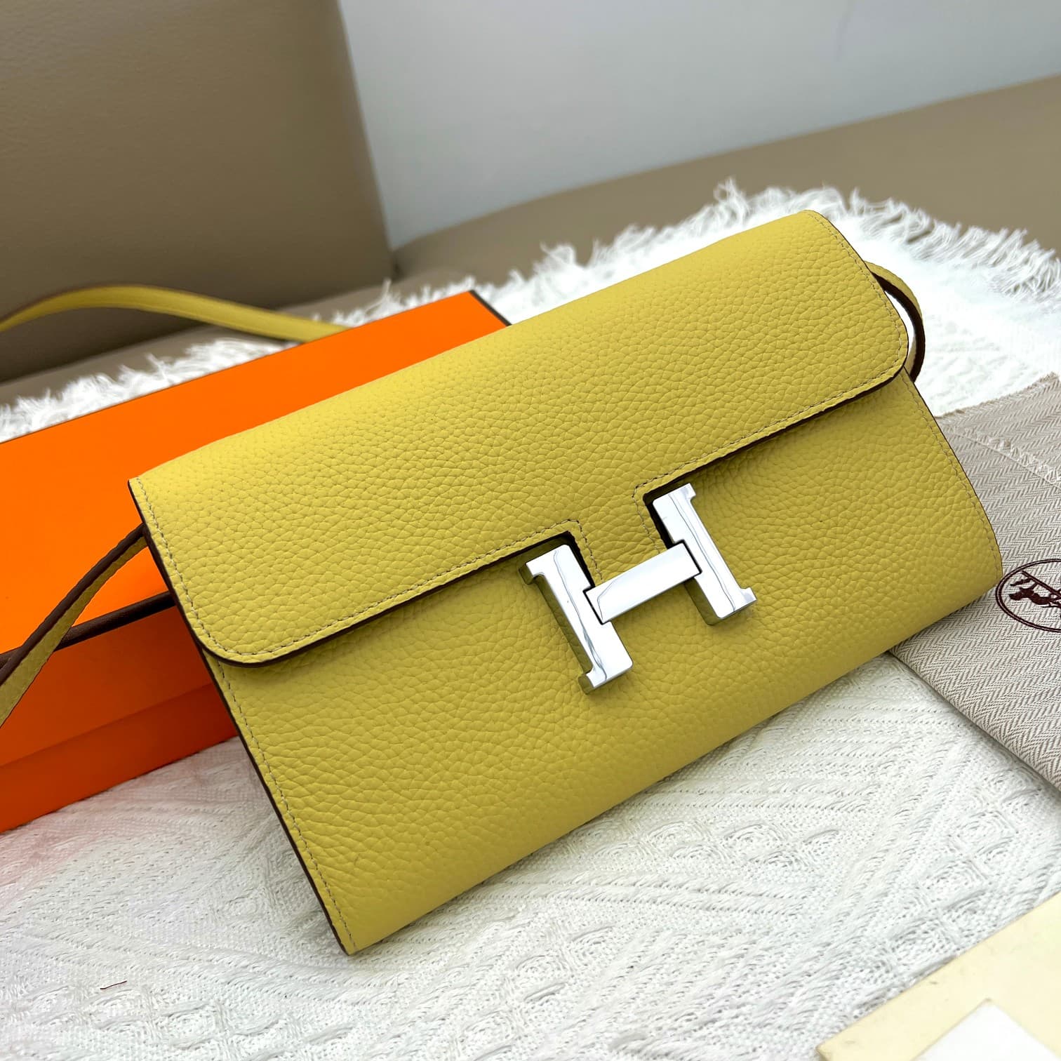 Hermes Black Belt 519