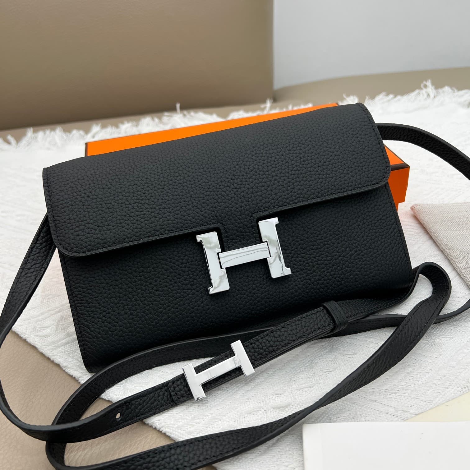 Hermes Black Belt 519
