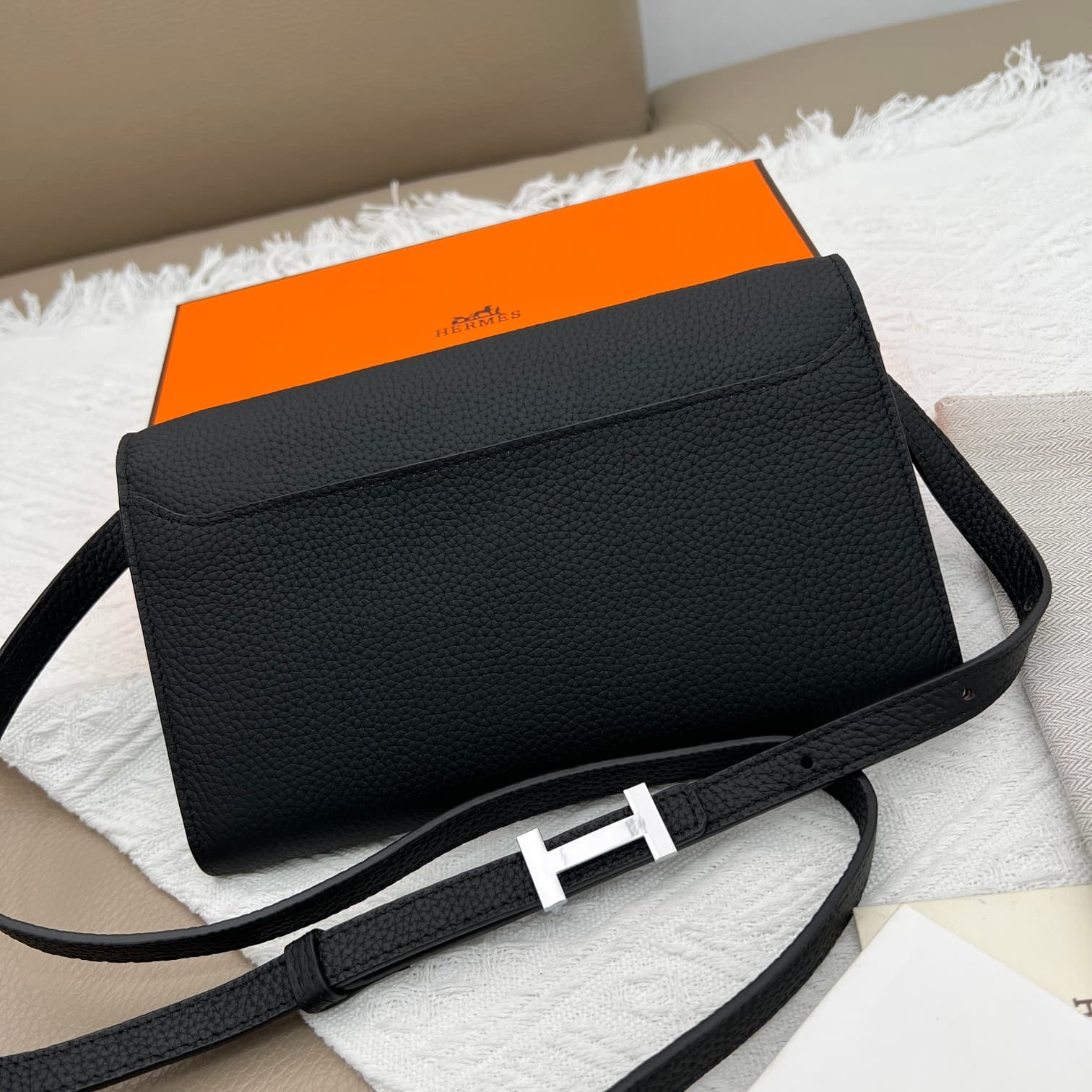 Hermes Black Belt 519