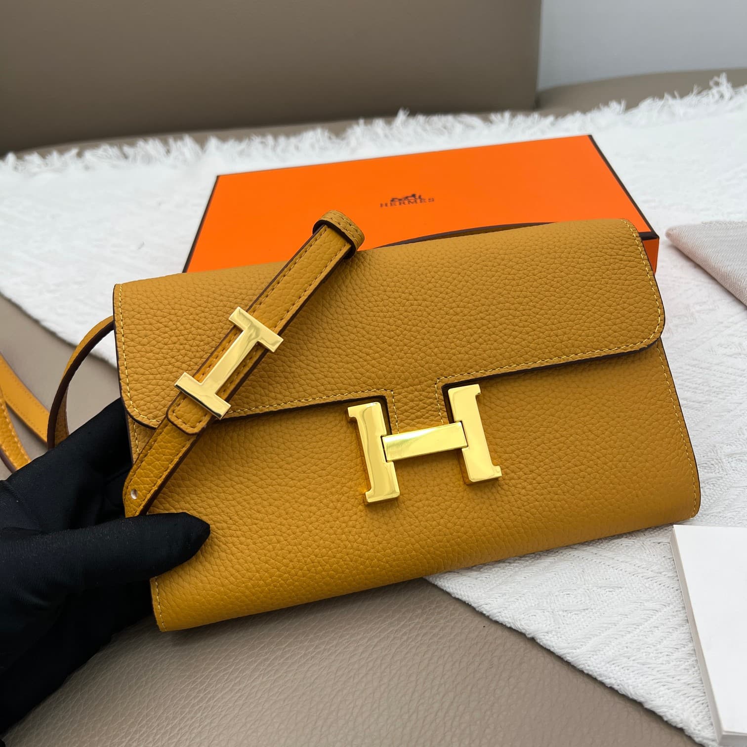 Hermes Black Belt 519