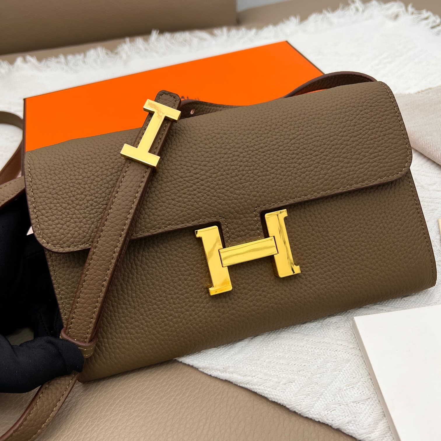 Hermes Black Belt 519