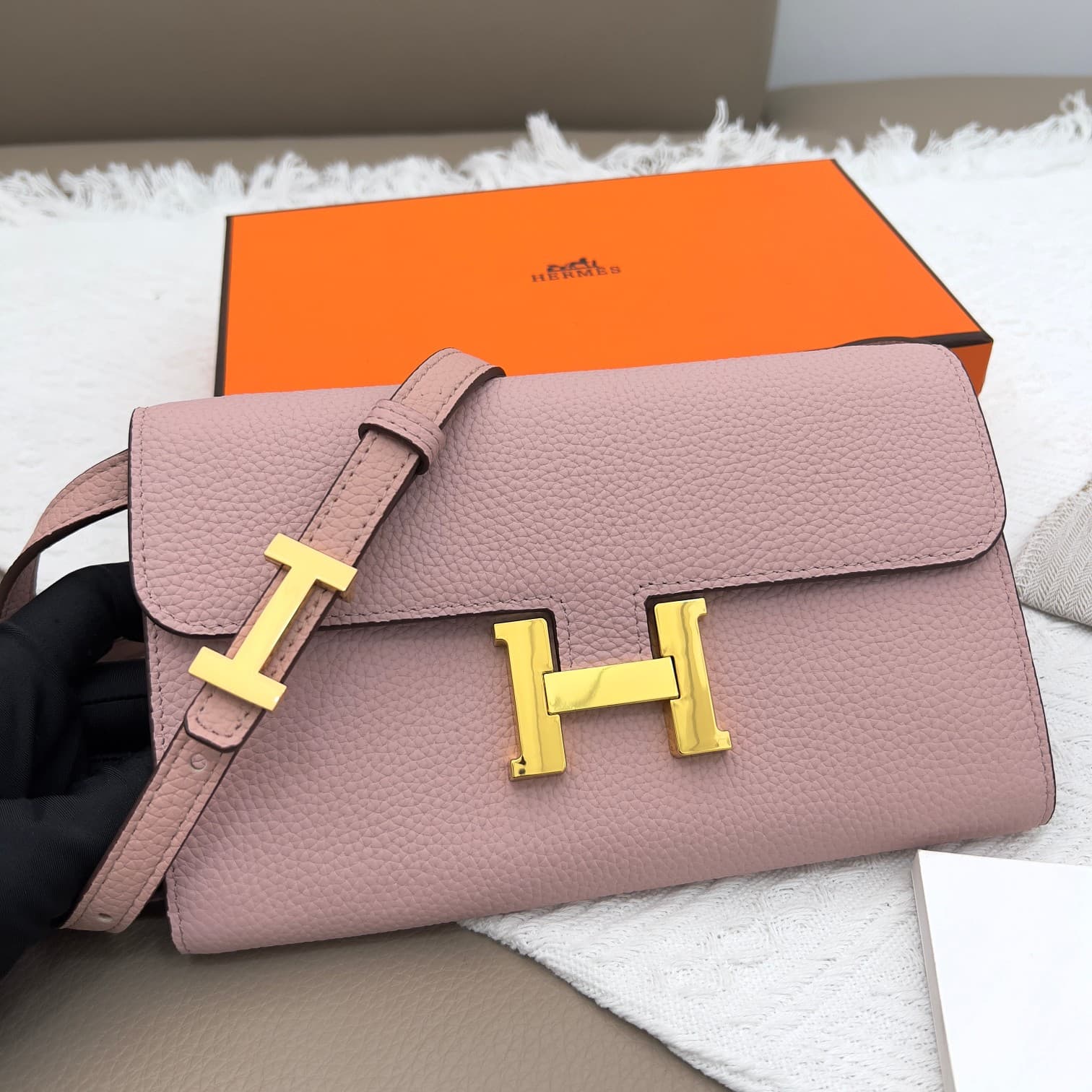 Hermes Black Belt 519