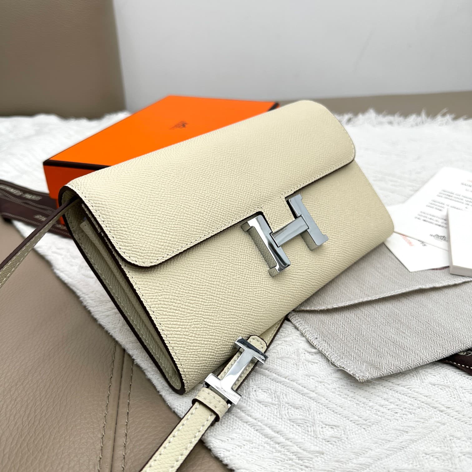 Hermes Black Belt 519