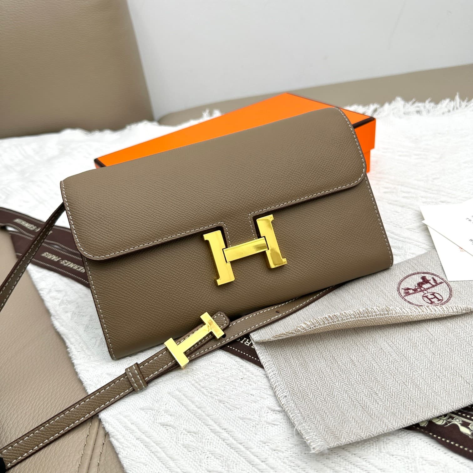 Hermes Black Belt 519