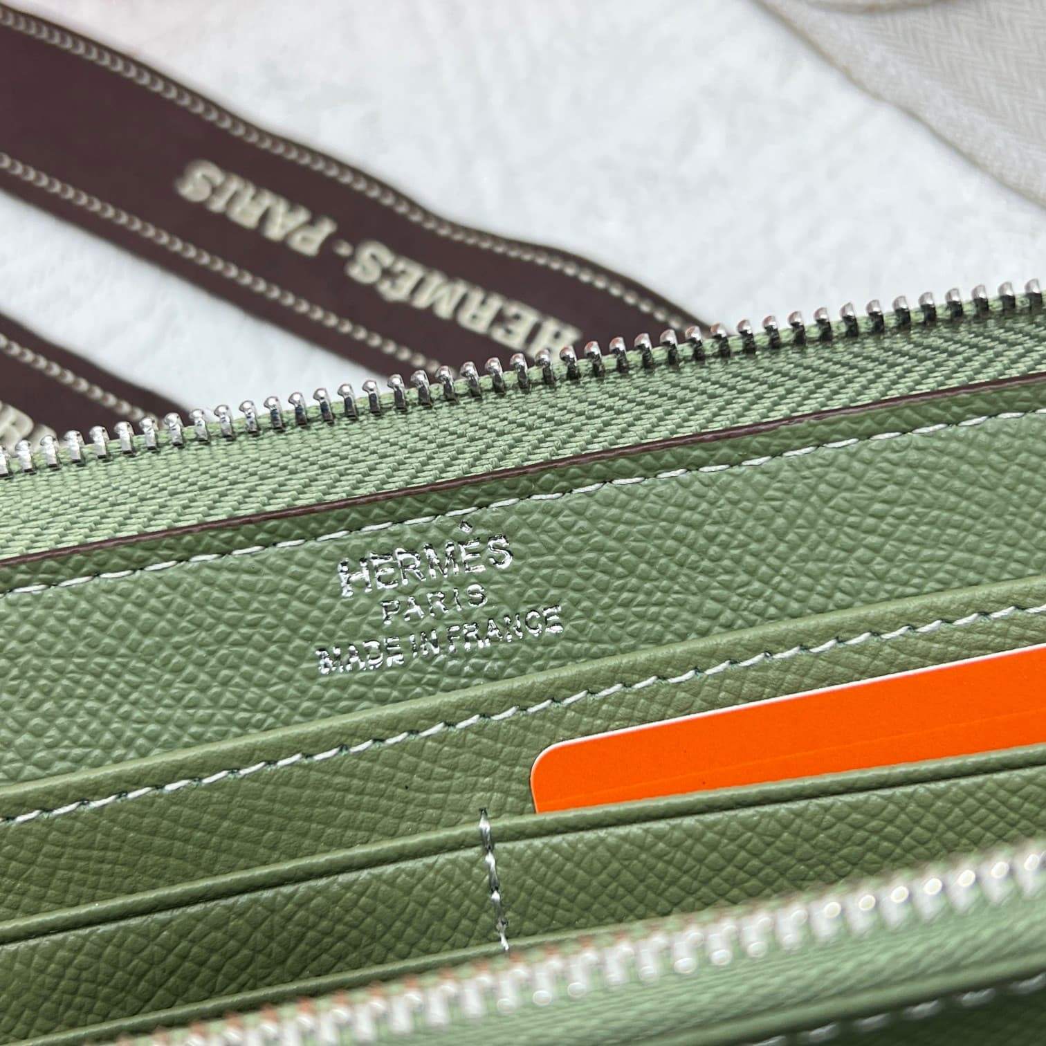 Hermes Black Product 506