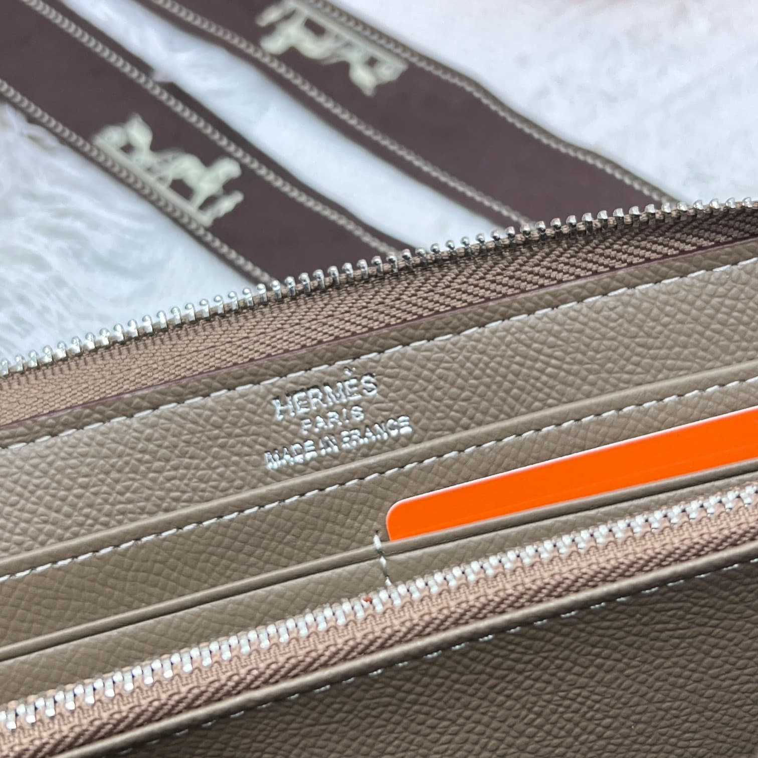 Hermes Black Product 506