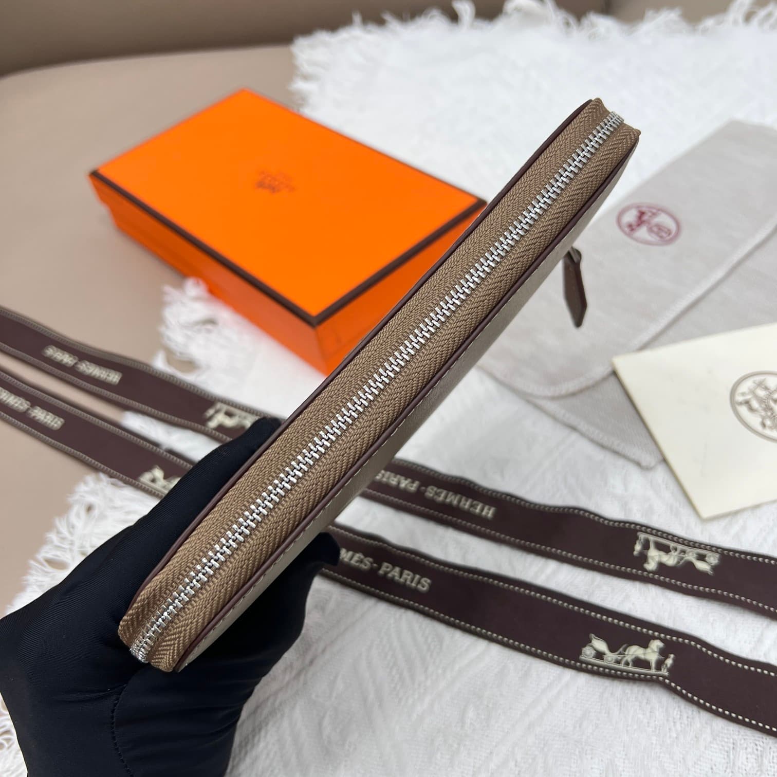 Hermes Black Product 506