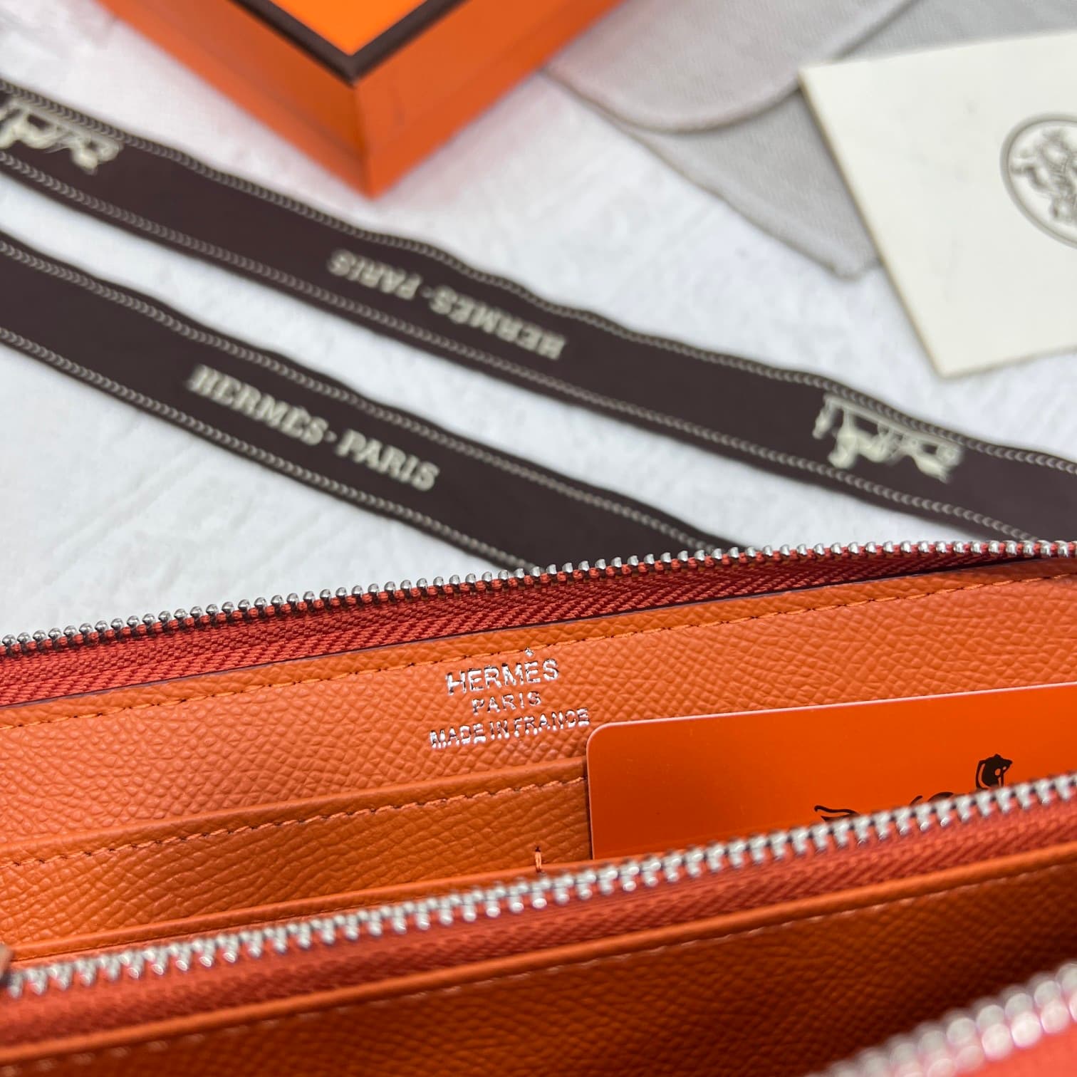 Hermes Black Product 506
