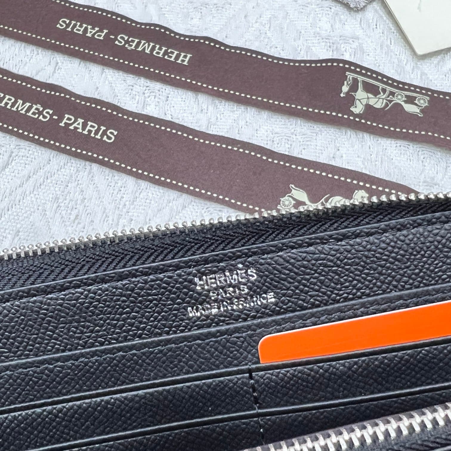 Hermes Black Product 506
