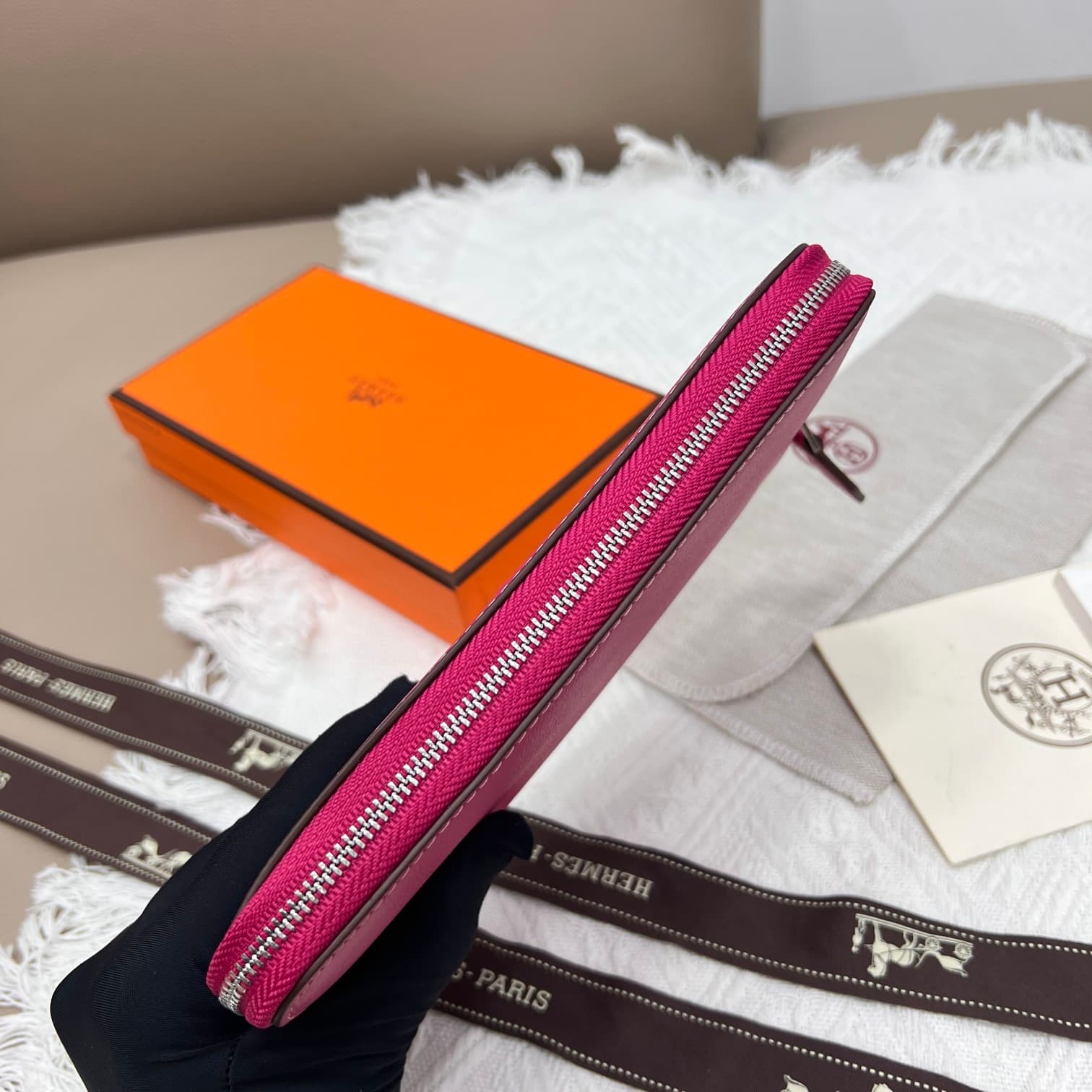 Hermes Black Product 506