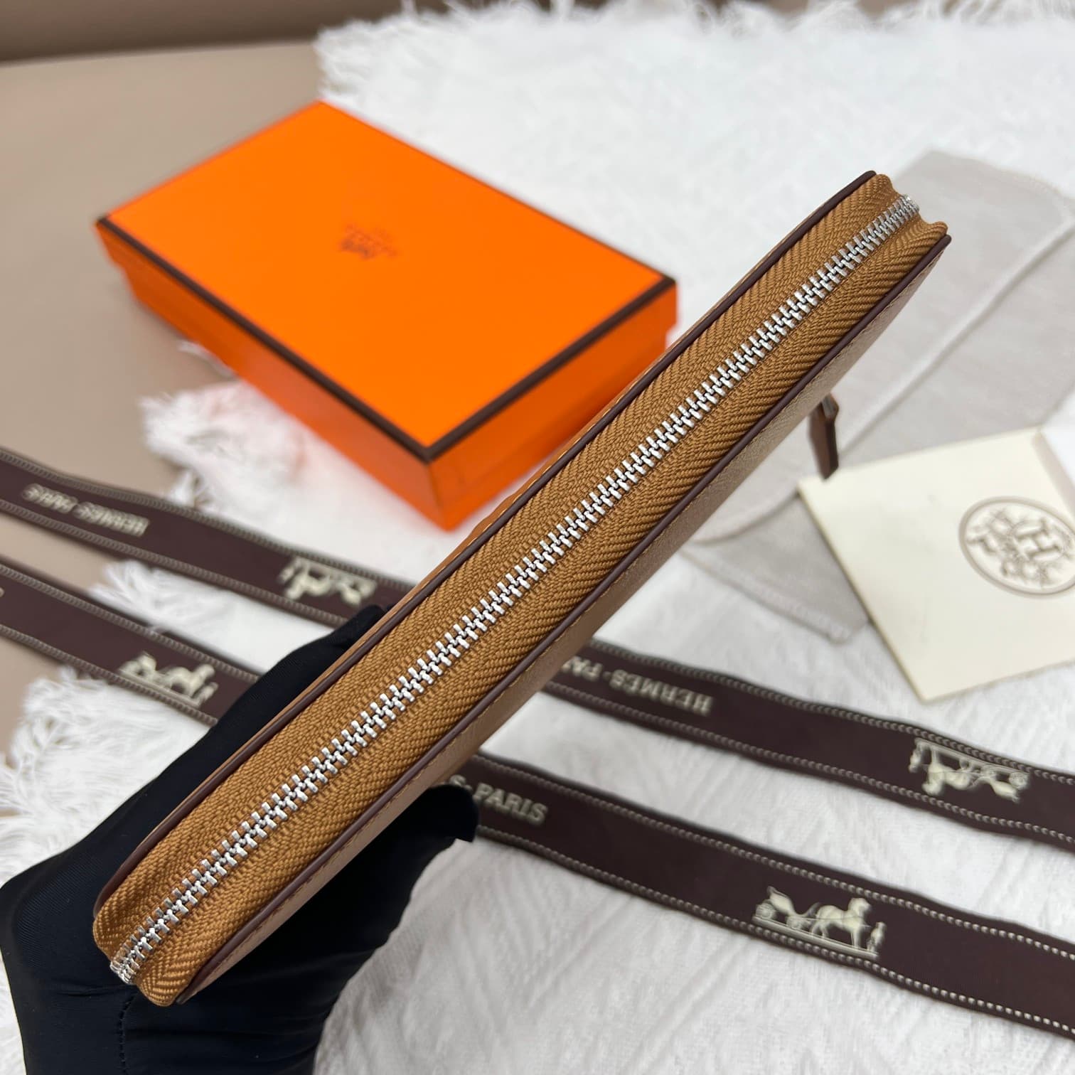Hermes Black Product 506