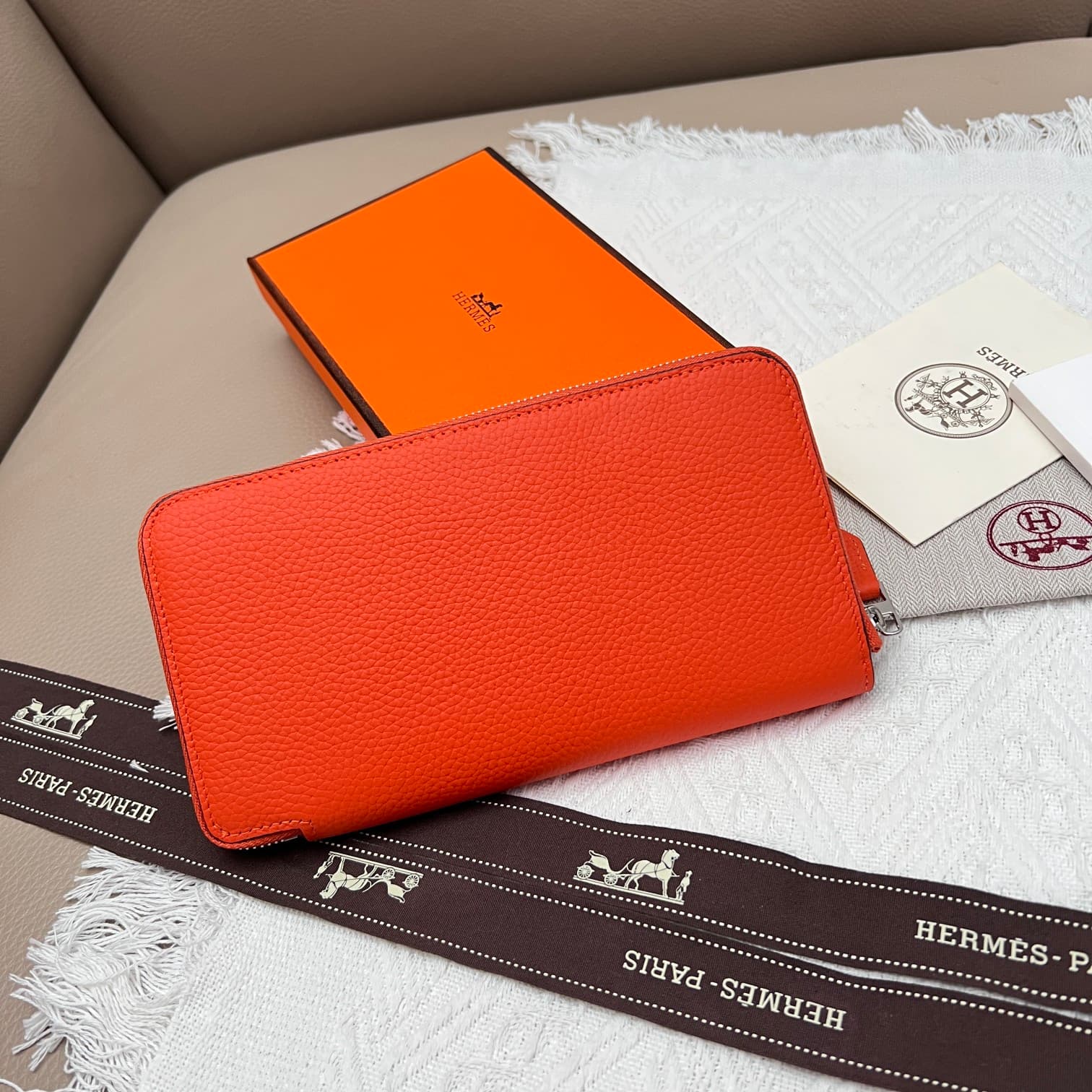 Hermes Black Product 506