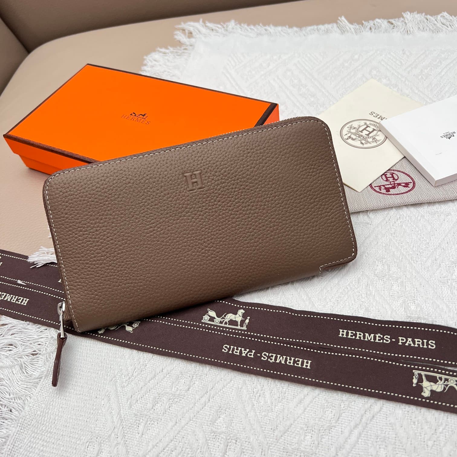 Hermes Black Accessory 506