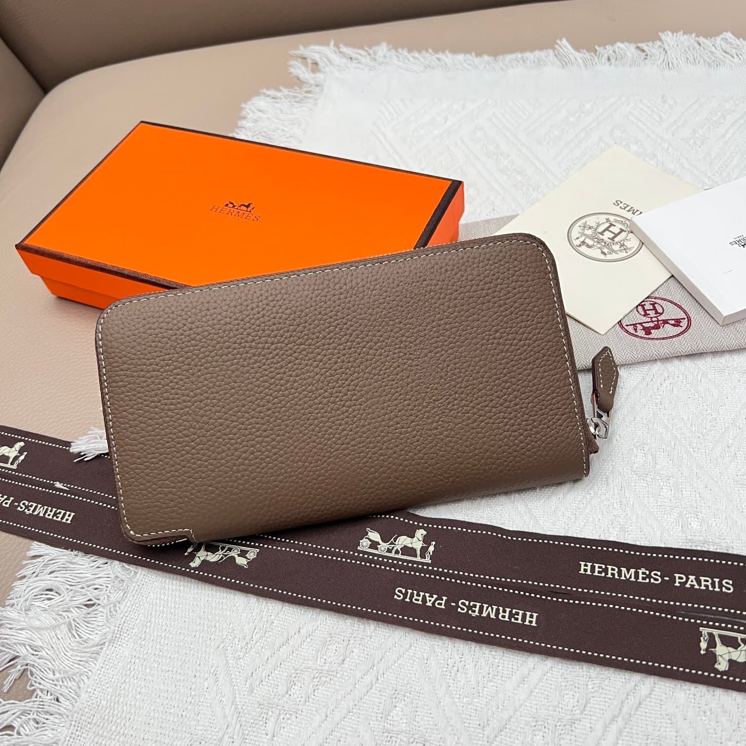 Hermes Black Product 506