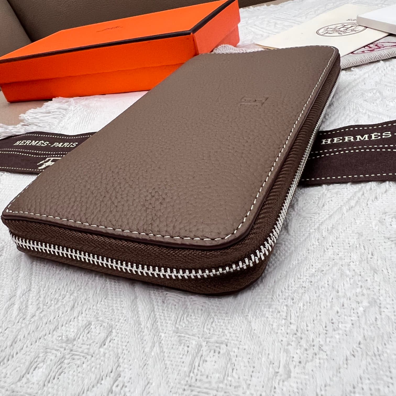 Hermes Black Product 506