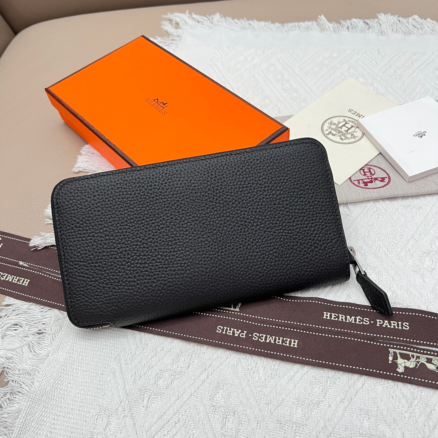 Hermes Black Product 506