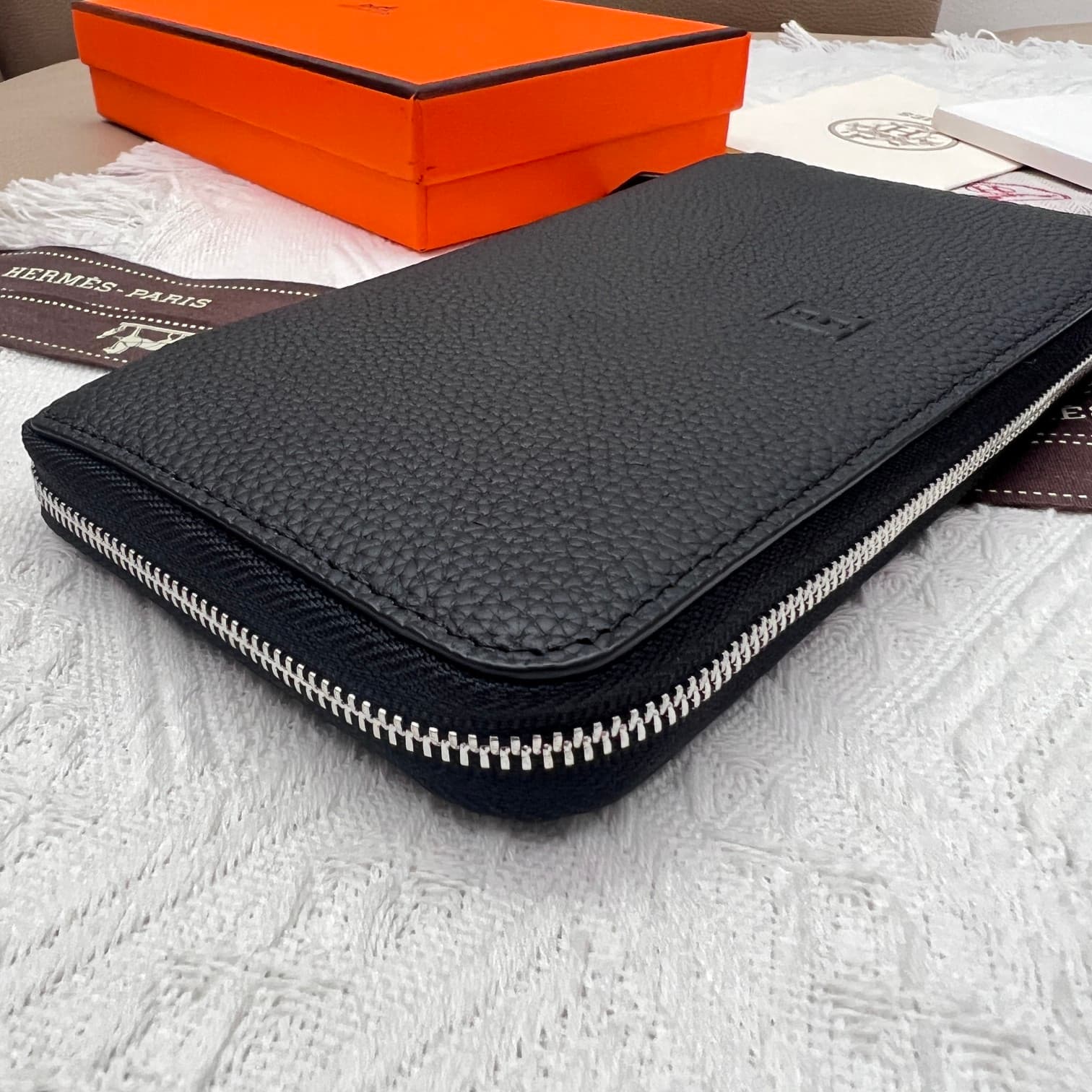 Hermes Black Product 506