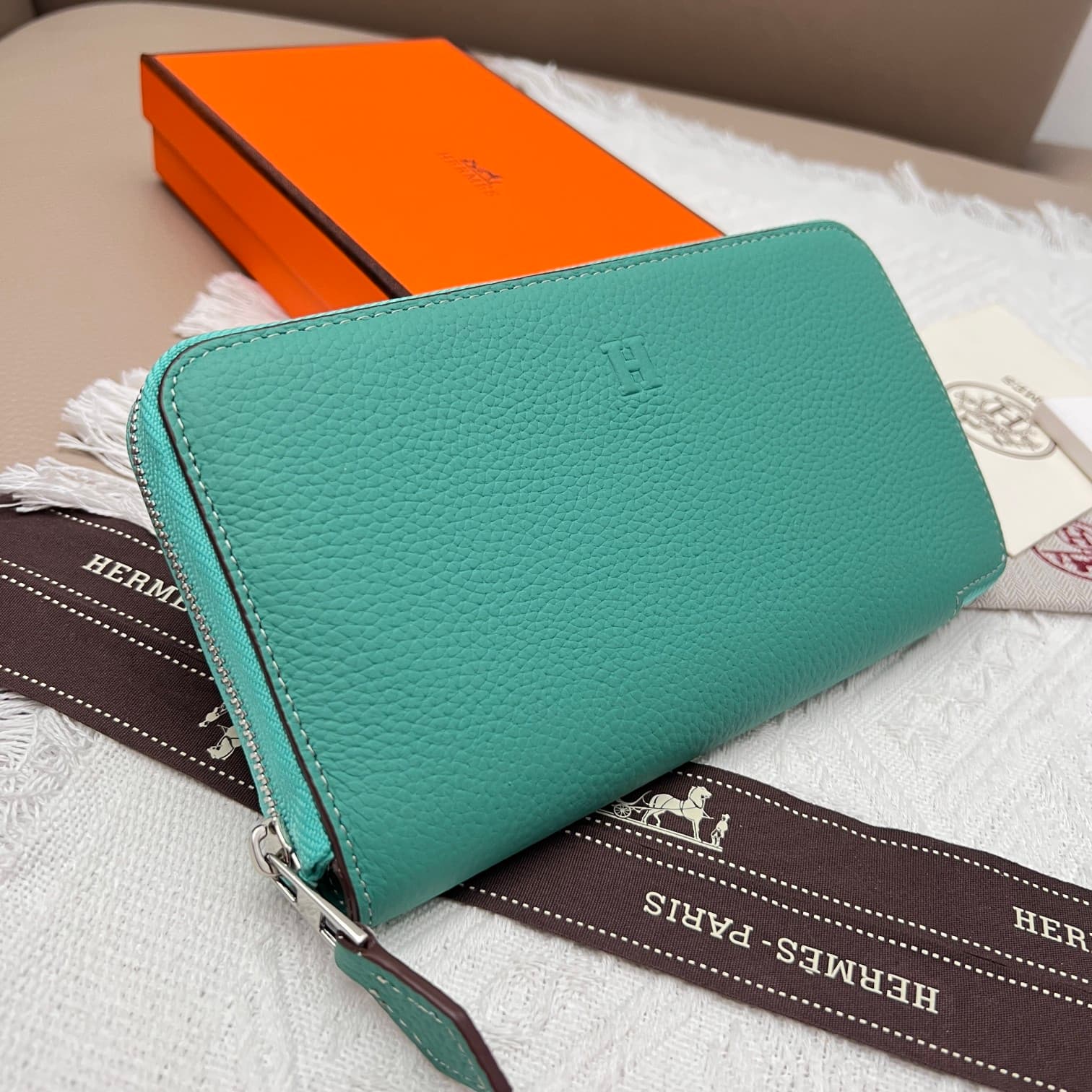 Hermes Black Product 506