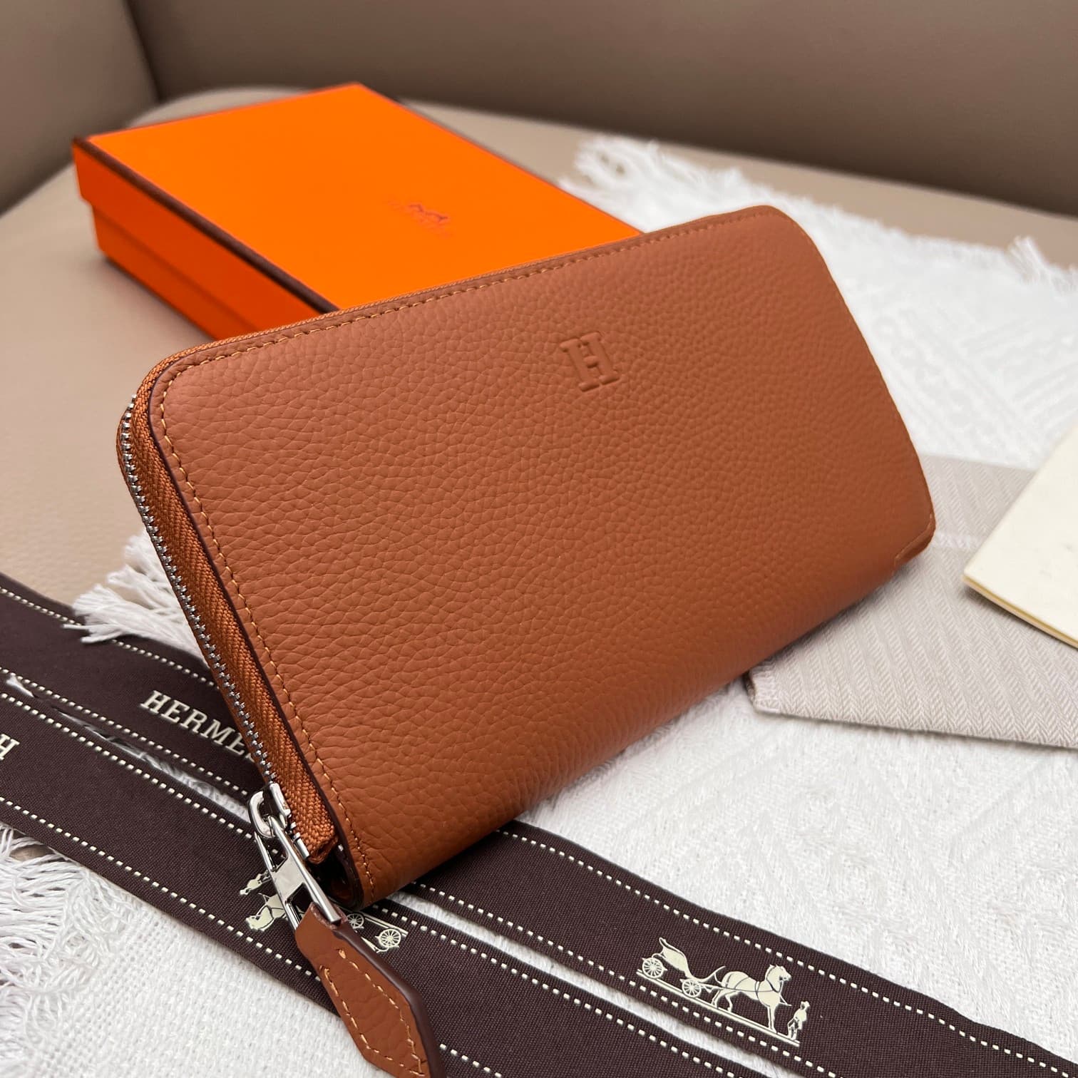 Hermes Black Product 506