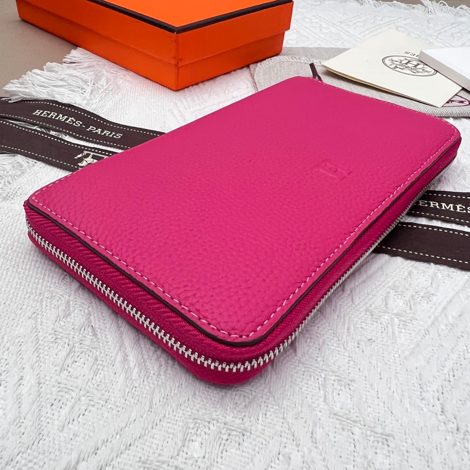 Hermes Black Product 506