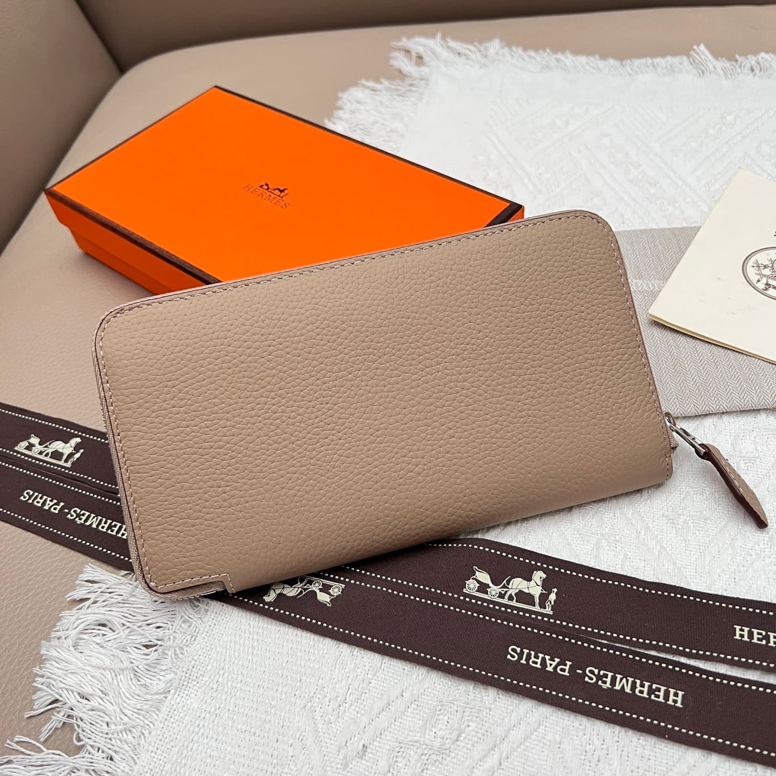 Hermes Black Product 506