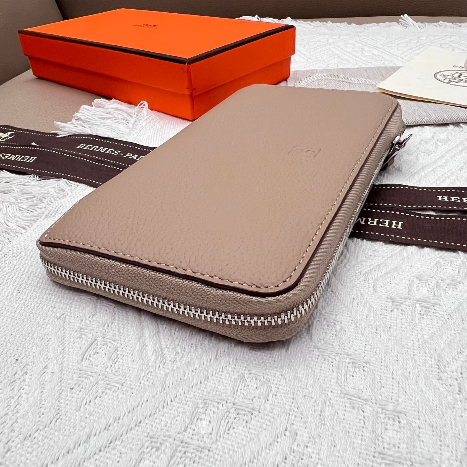 Hermes Black Product 506