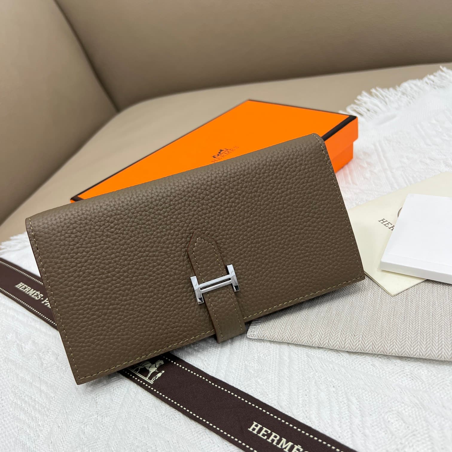 Hermes Black Wallet 5123