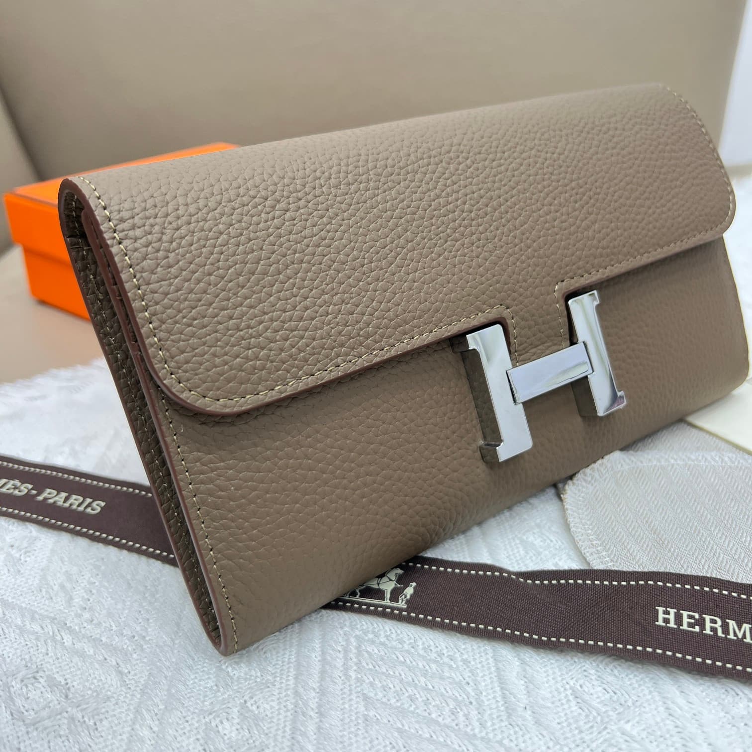 Hermes Black Product 539