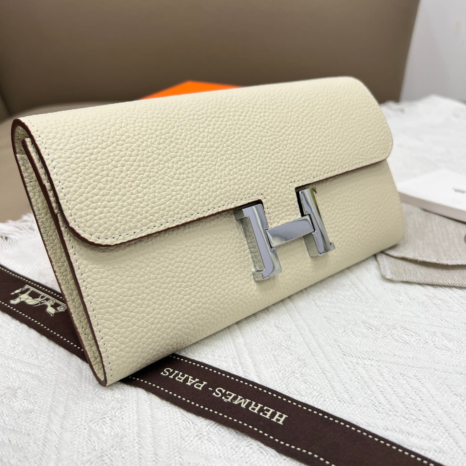 Hermes Black Product 539