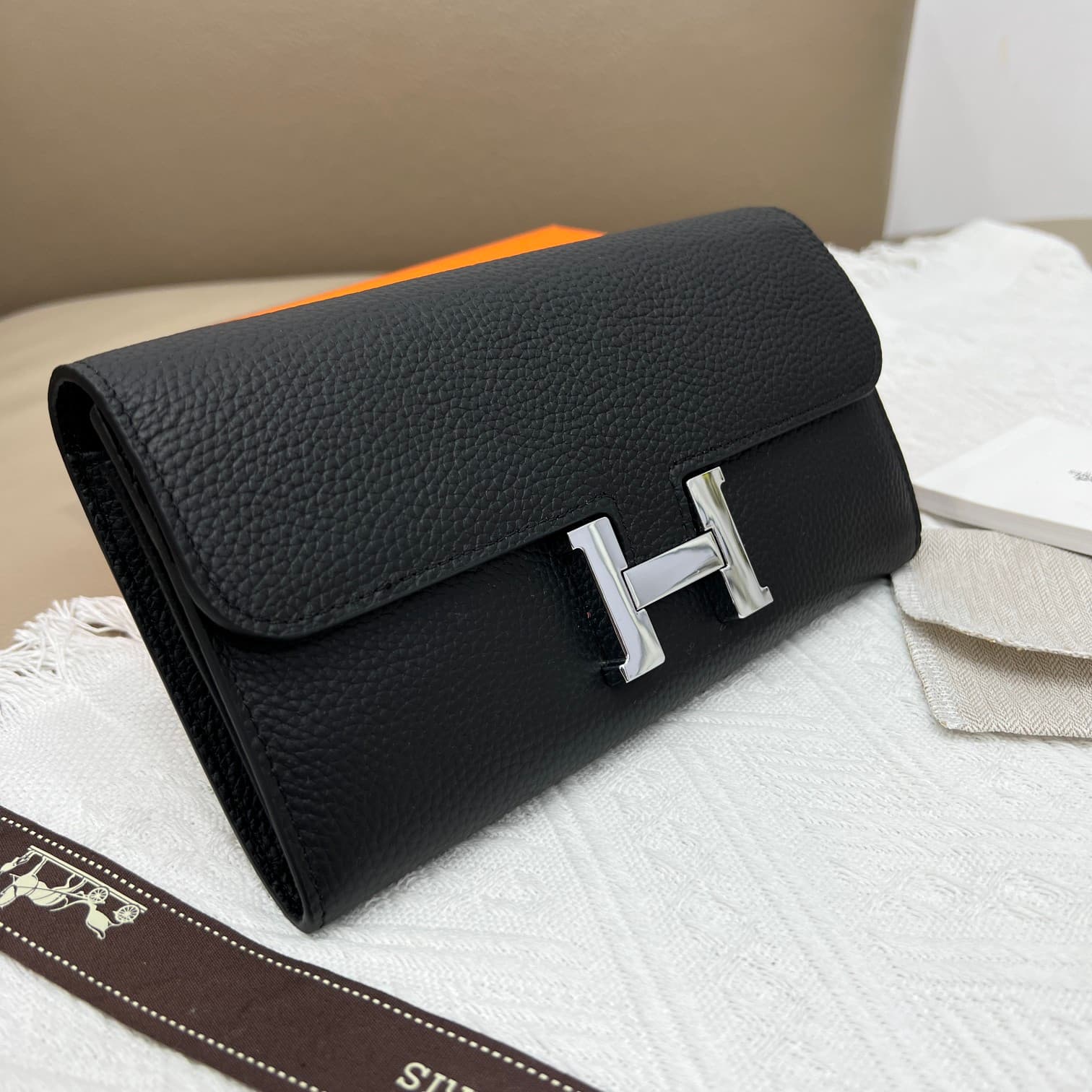 Hermes Black Product 539