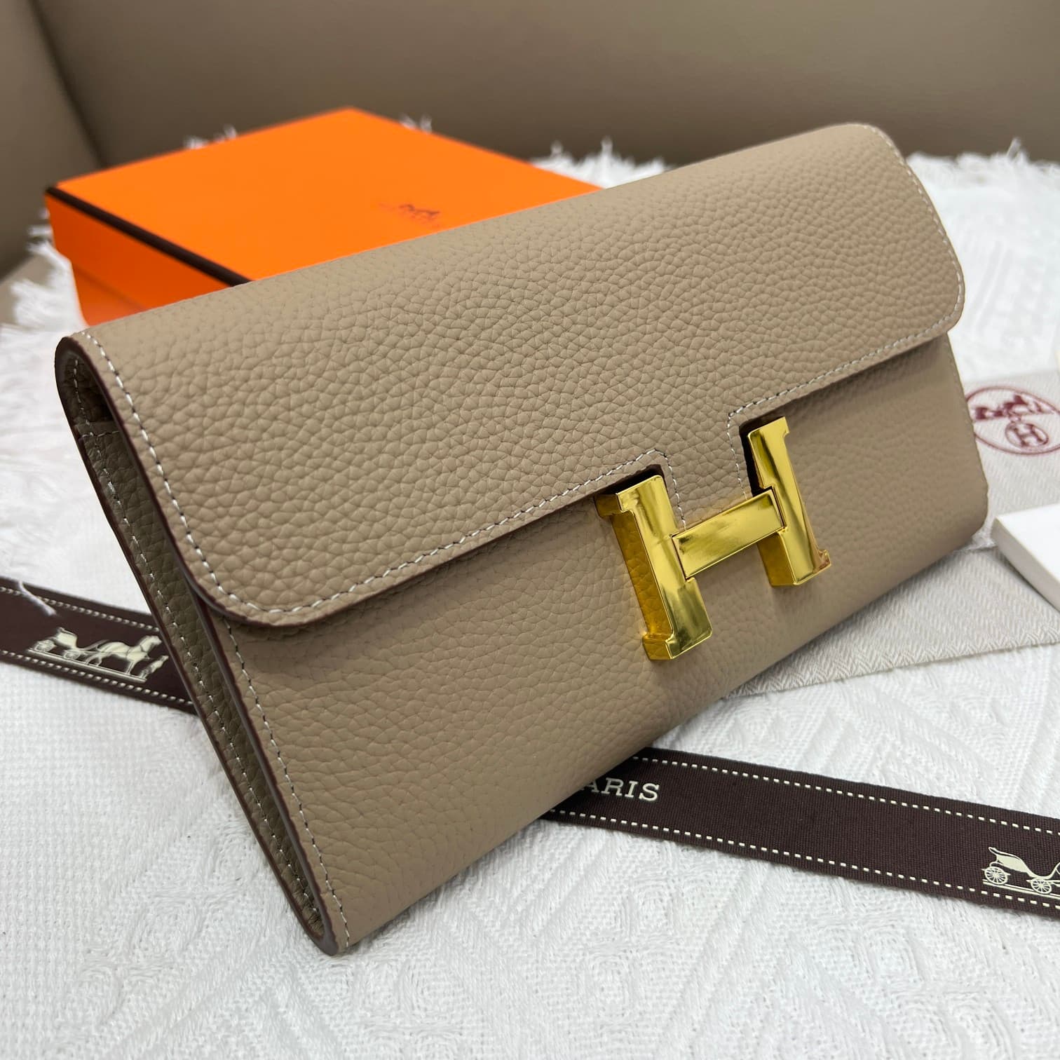 Hermes Black Product 539