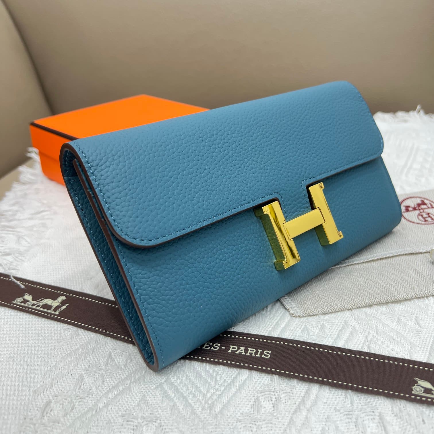Hermes Black Product 539