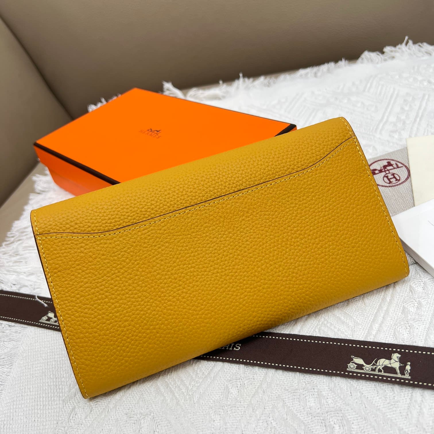 Hermes Black Product 539