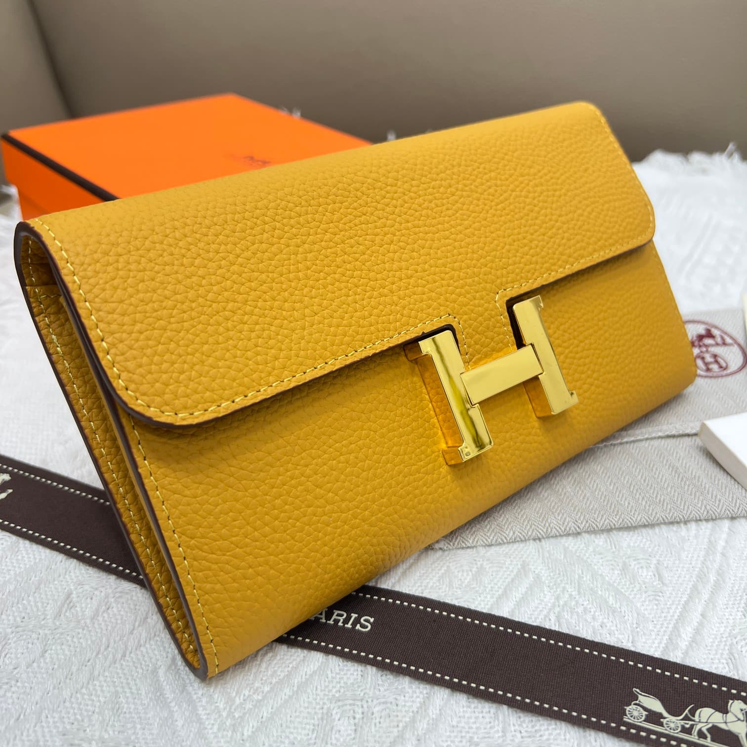 Hermes Black Product 539