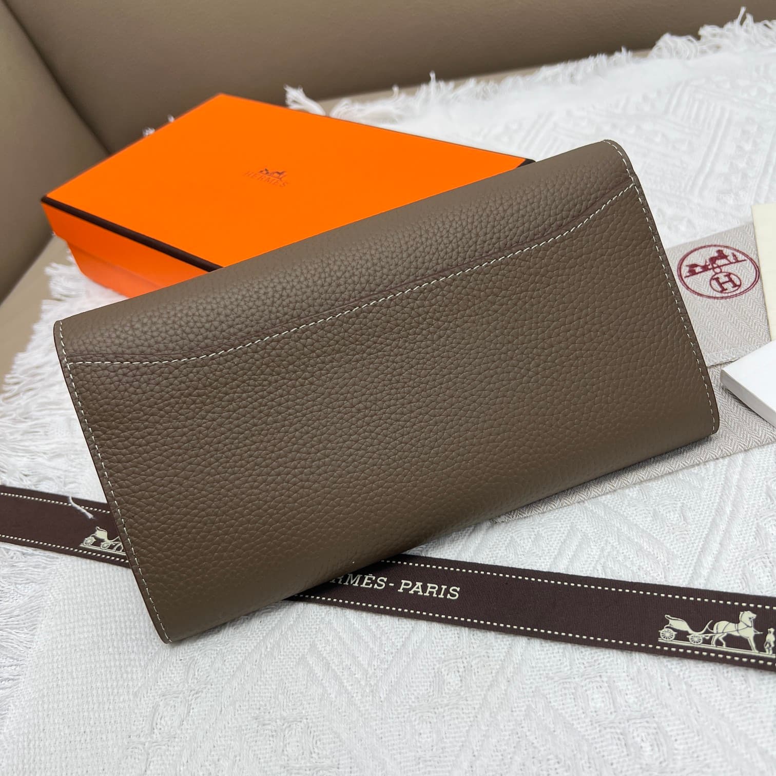 Hermes Black Product 539