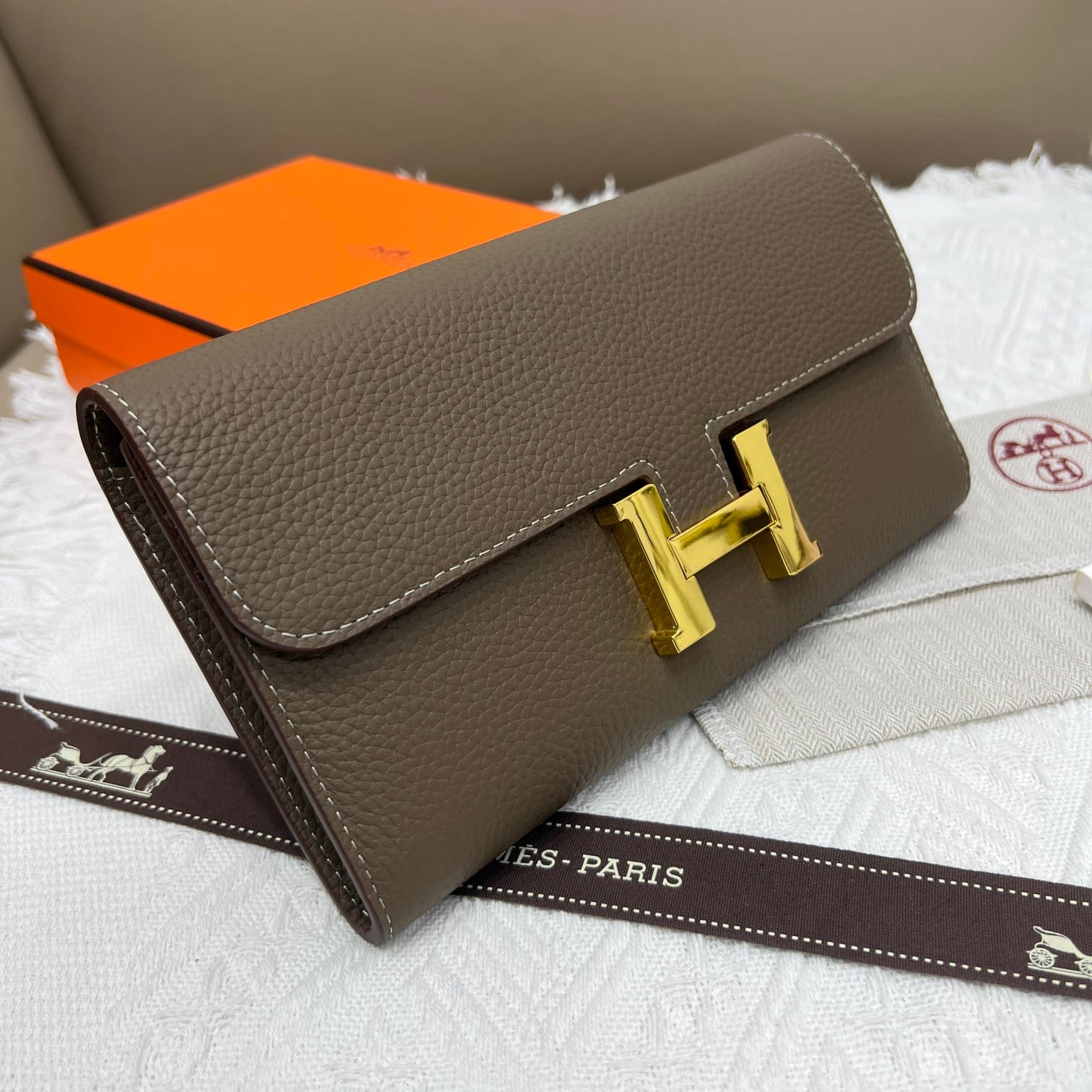 Hermes Black Product 539