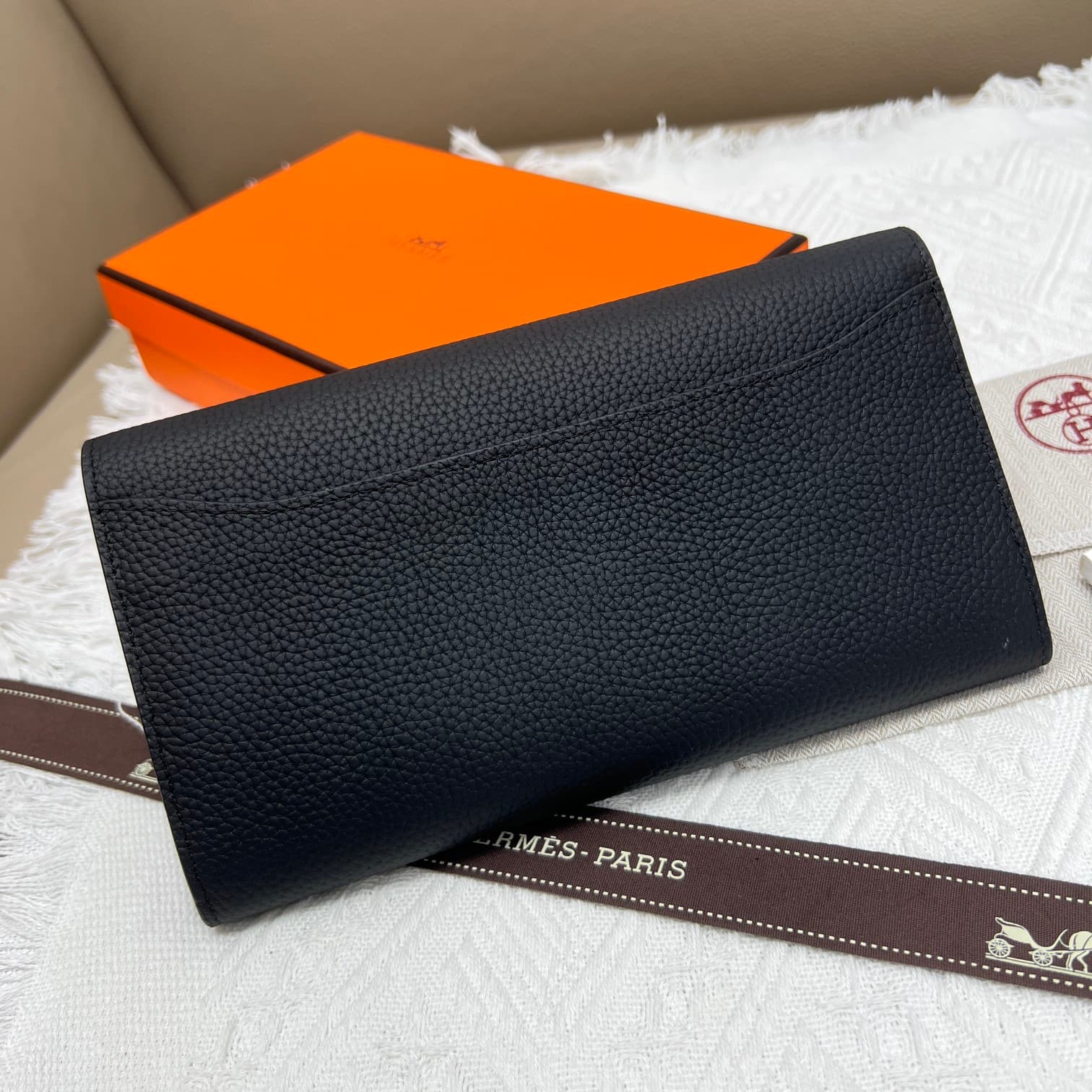 Hermes Black Product 539