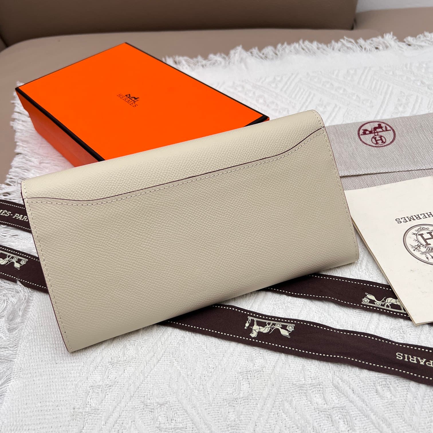 Hermes Black Product 539
