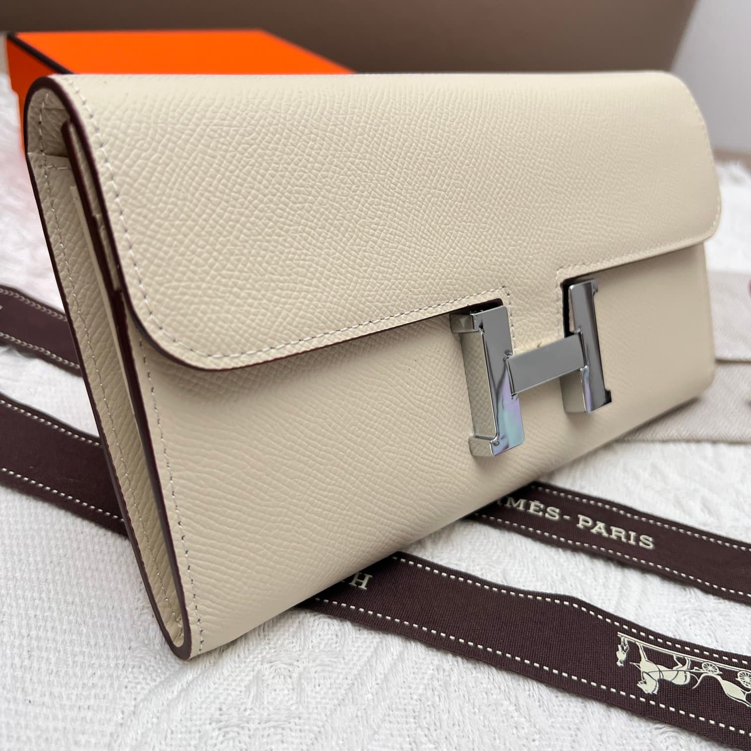 Hermes Black Product 539