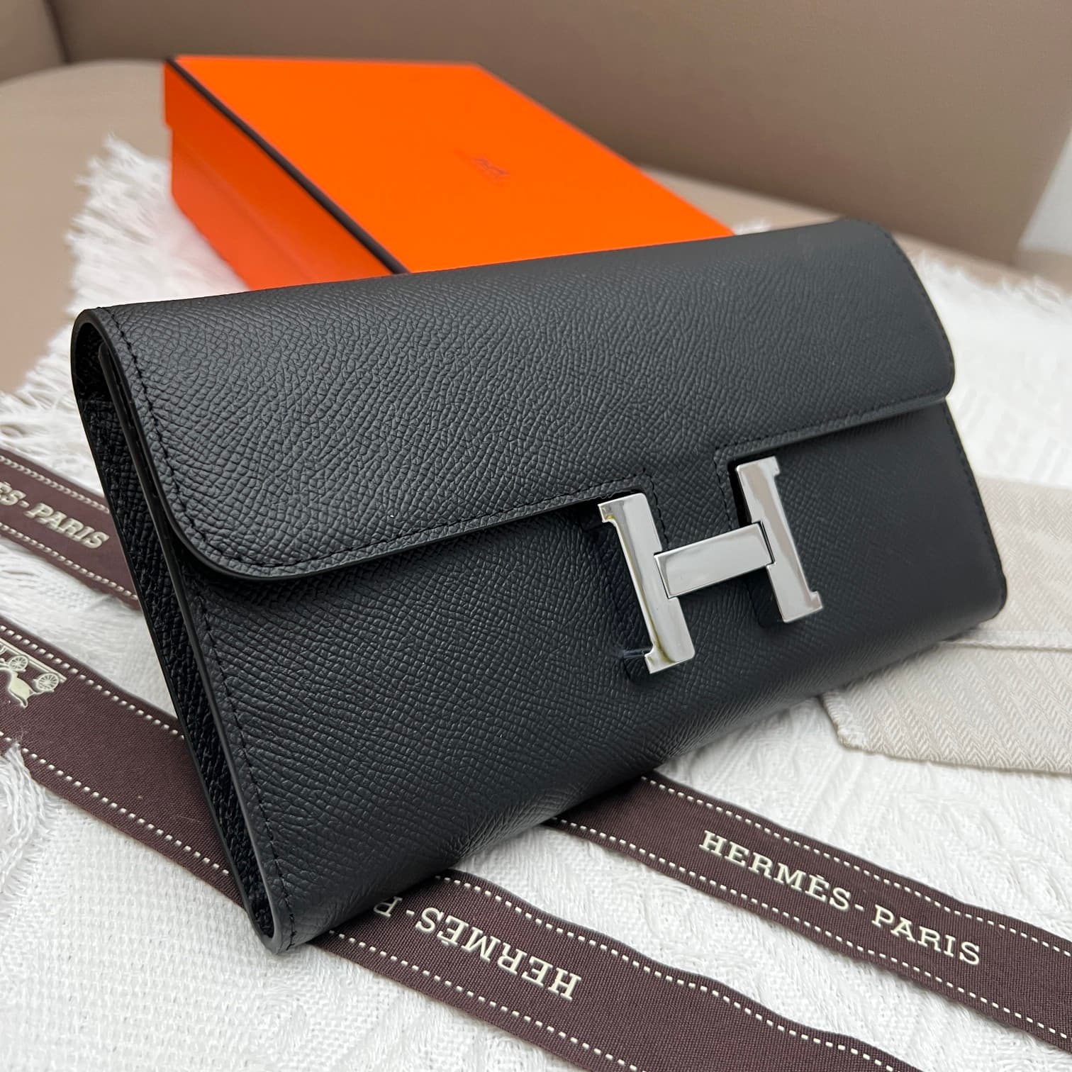Hermes Black Product 539